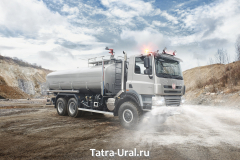 tatra-phoenix-6x6_tank_02